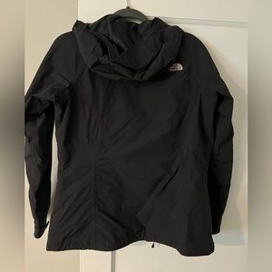 Women’s North face rain jacket